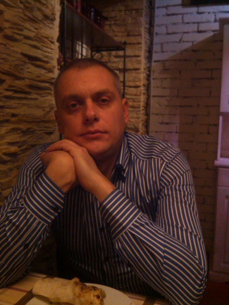 Олег Борисенко