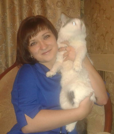 Яна Комарова