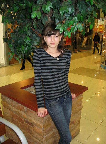 Вика Лазарец