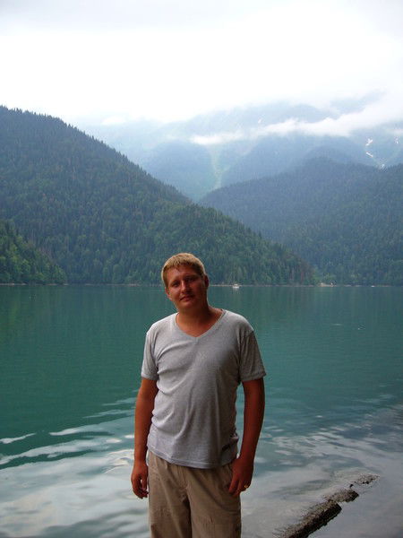 Денис Власов