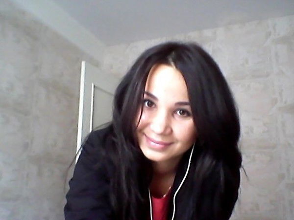 Оля Петрова