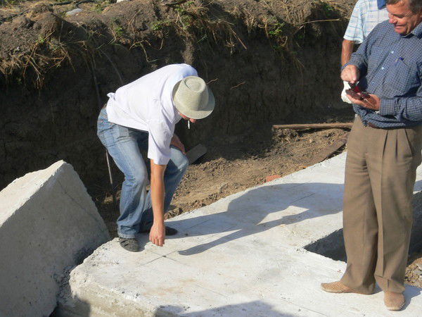 Андрей Толстов