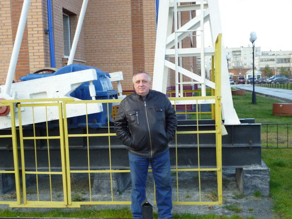 Владимир Шкарбут