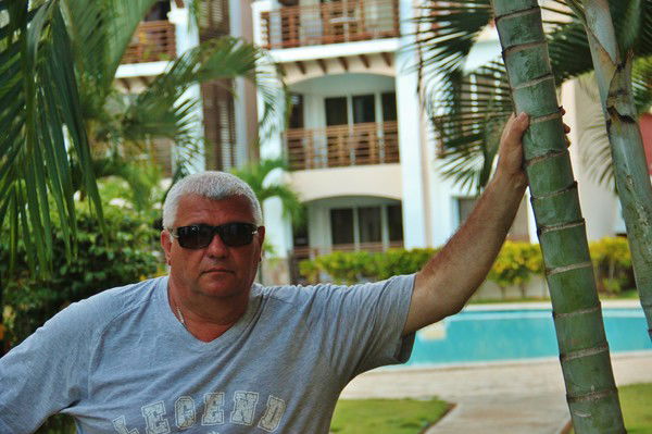 Виктор Гапоненко