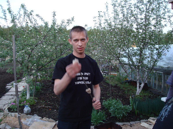 Виктор Антропов