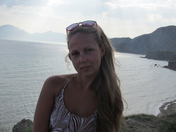 Наташа Шолом