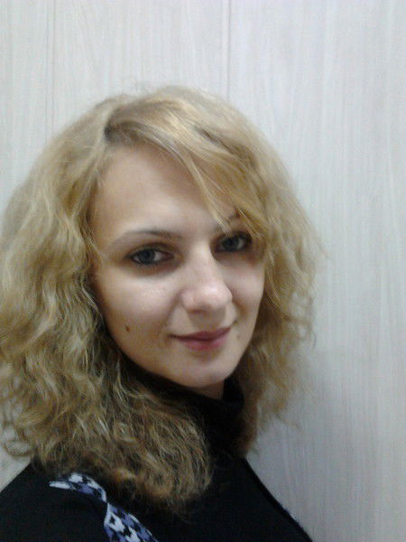 Юля Малахова