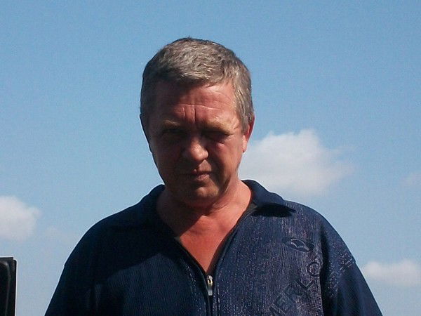 Олег Голышев