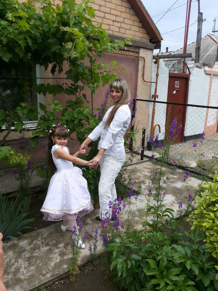 Оля Мельник