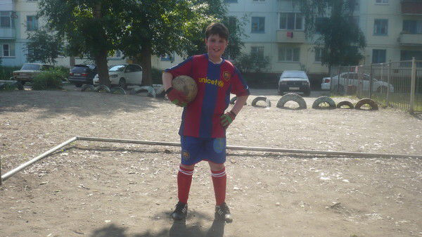 Антон Девятериков