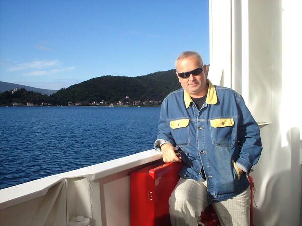 Юрий Лазарев