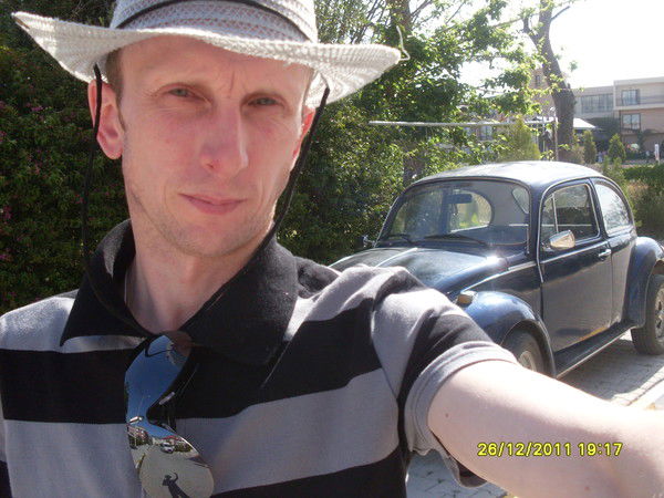 Александр Наумов