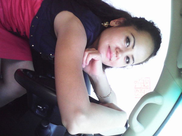 Лола Пирназарова