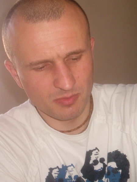 Василь Іванюк