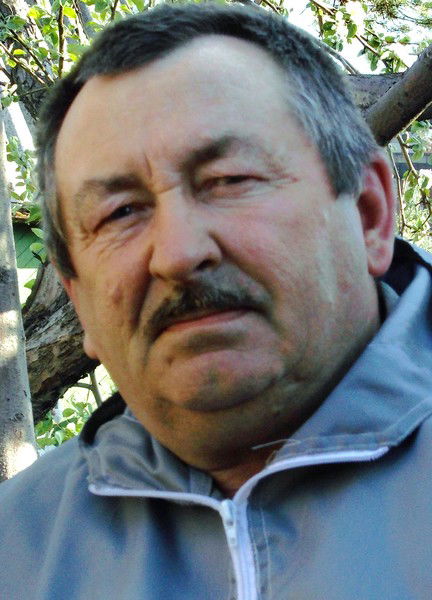 Михаил Васильев