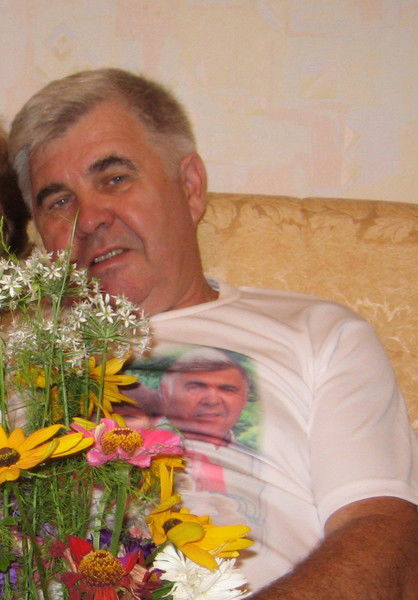 Анатолий Васин