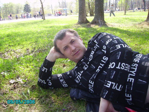 Олег Астраханцев