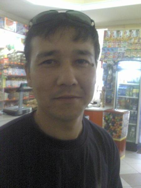 Марат Ахметов