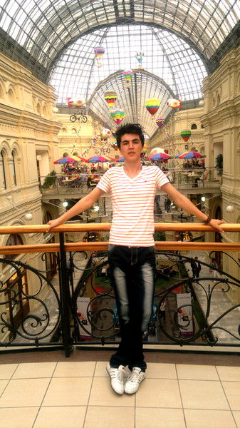 Шероз Раупов