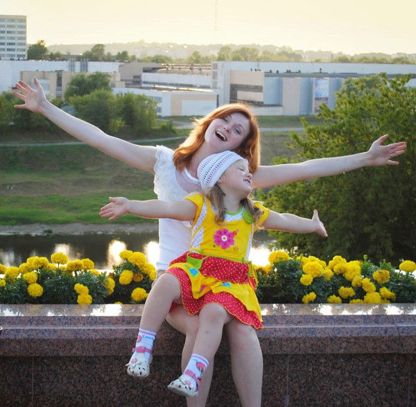 Оля Макаренко