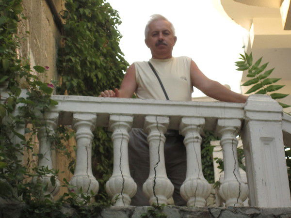 Неизвестно Неизвестно