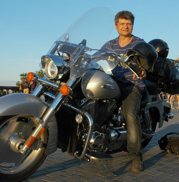 Максим Ведерников