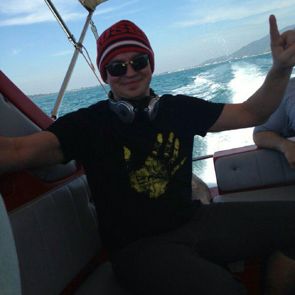 Виктор Зубарев