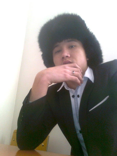 **olzhas** **kazax**