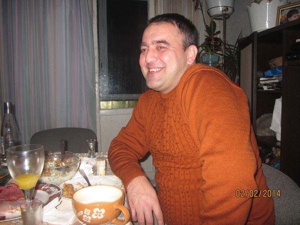 Азам Ашуров