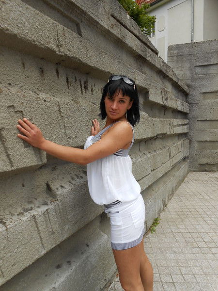 Оля Романова