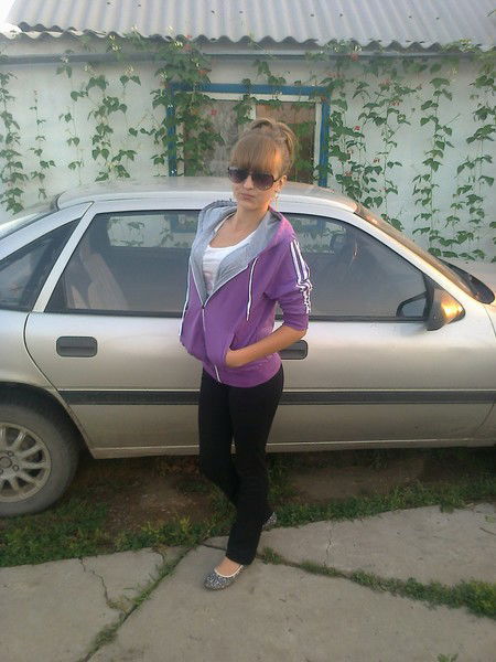 Miss Kaprizz)))