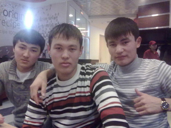 Олжас Есенкул