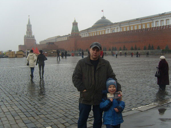 Олег Андронов