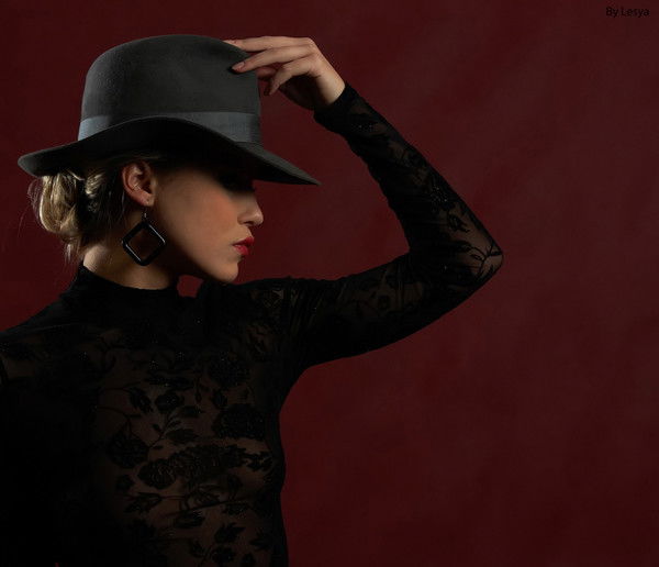 Мила Загадка