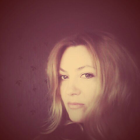 Натали Эстера