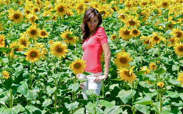 Элля Кукоарэ