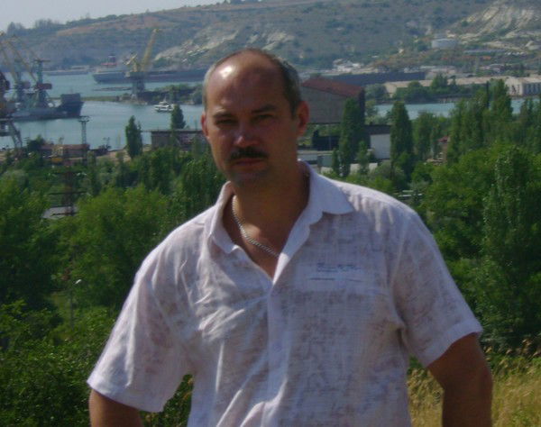 Максим Золотарёв