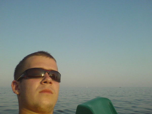 Антон Лукьянов