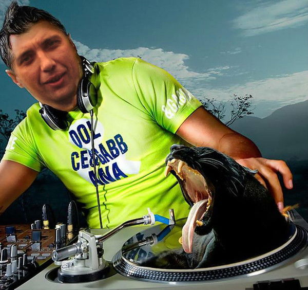 Артем Бухарин