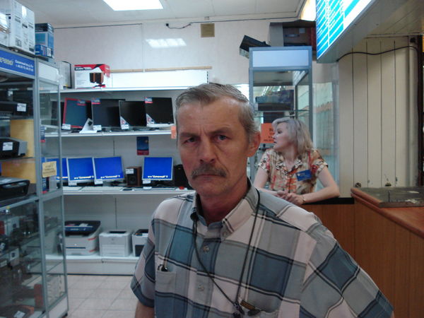 Александр Сафонов