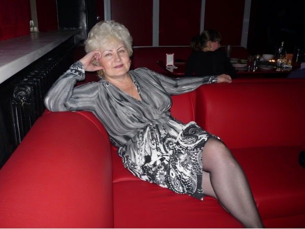 Людмила Зрыбных