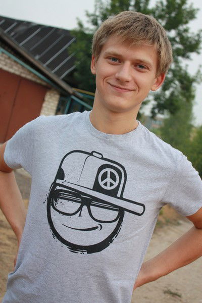 Максим Терёшин