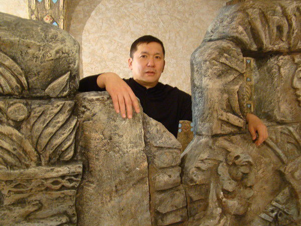 Даурен Шангереев