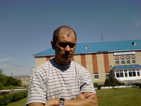 Юрий Емельянов