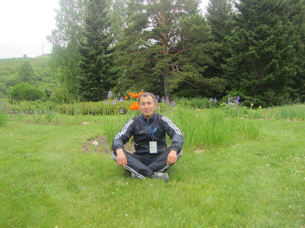 Серик Жабекбаев