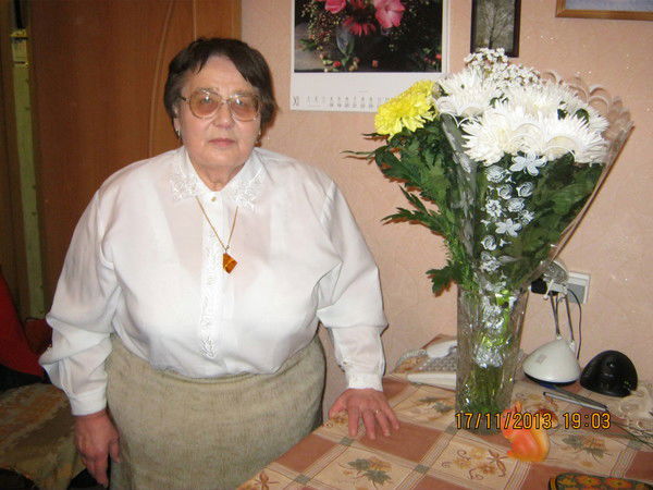 Елена Шелудякова