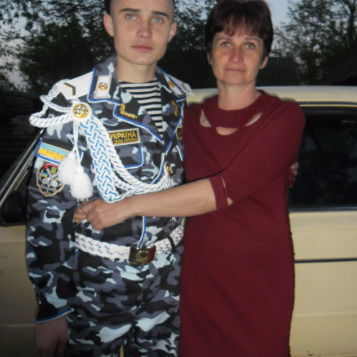 Лариса Новосельская