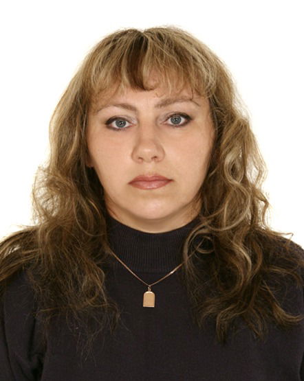 Елена Акирова