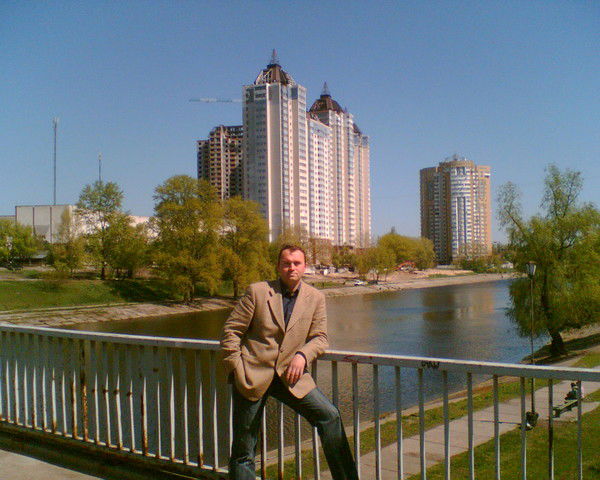 Александр Яковлев