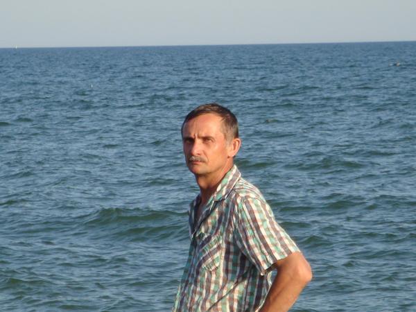 Анатолий Васильев